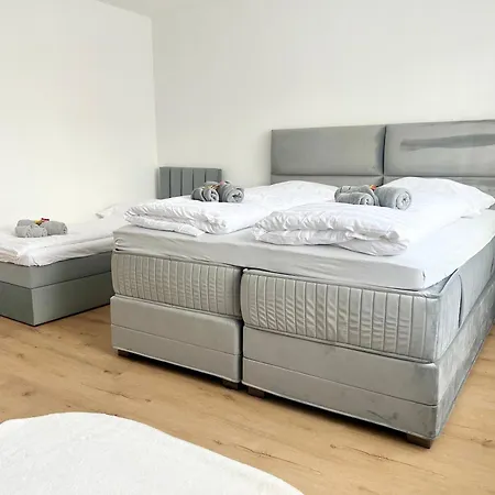Moderne Terrassenwohnung In דירה *