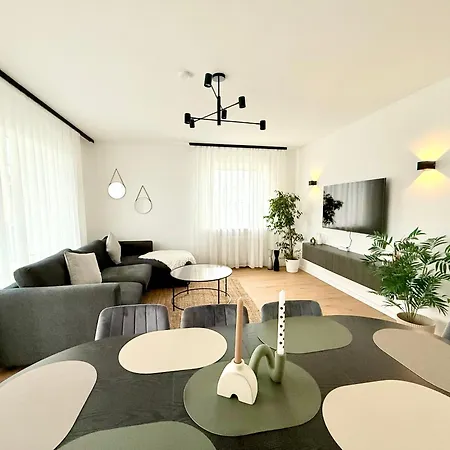 Moderne Terrassenwohnung In * Нюрнберг