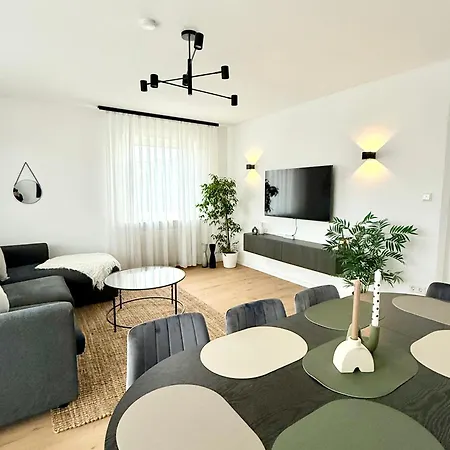 Moderne Terrassenwohnung In Апартаменты