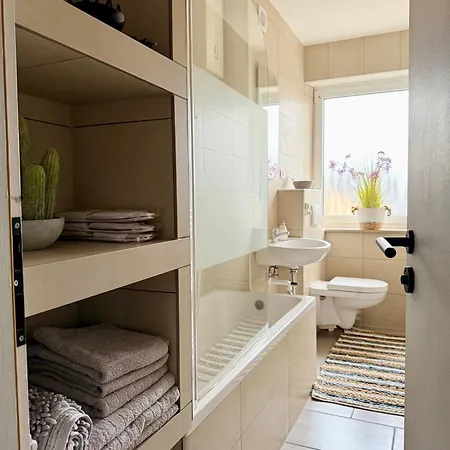 Апартаменты Moderne Terrassenwohnung In *