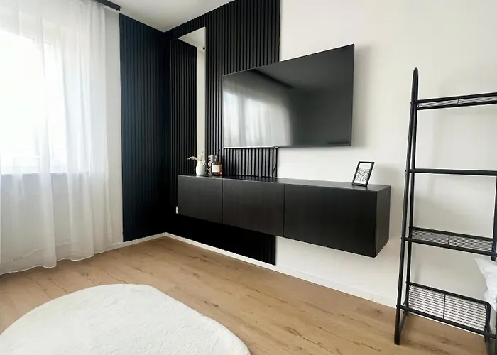 Apartment Moderne Terrassenwohnung In